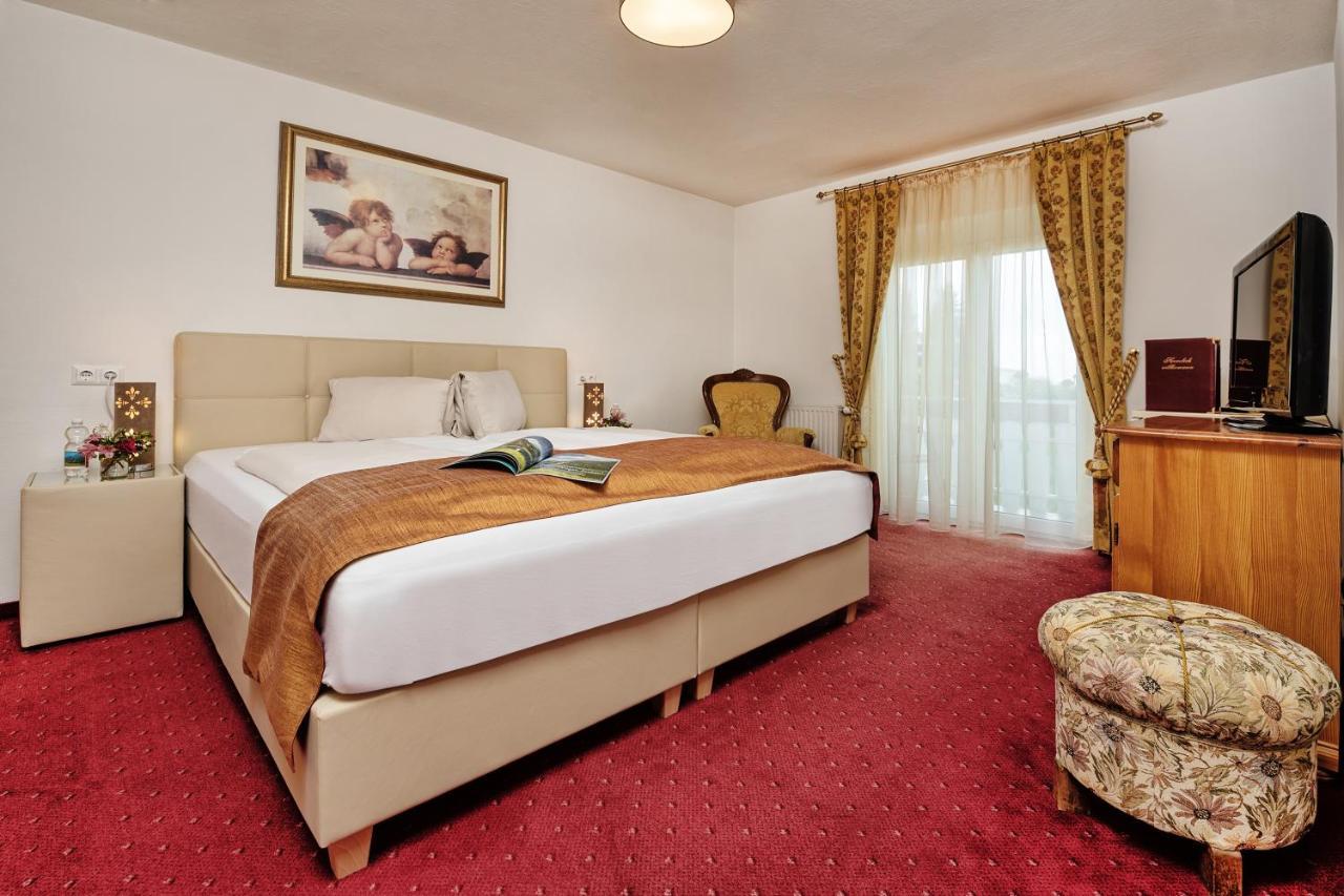 Hotel-Pension Melcher Drobollach am Faakersee Bagian luar foto