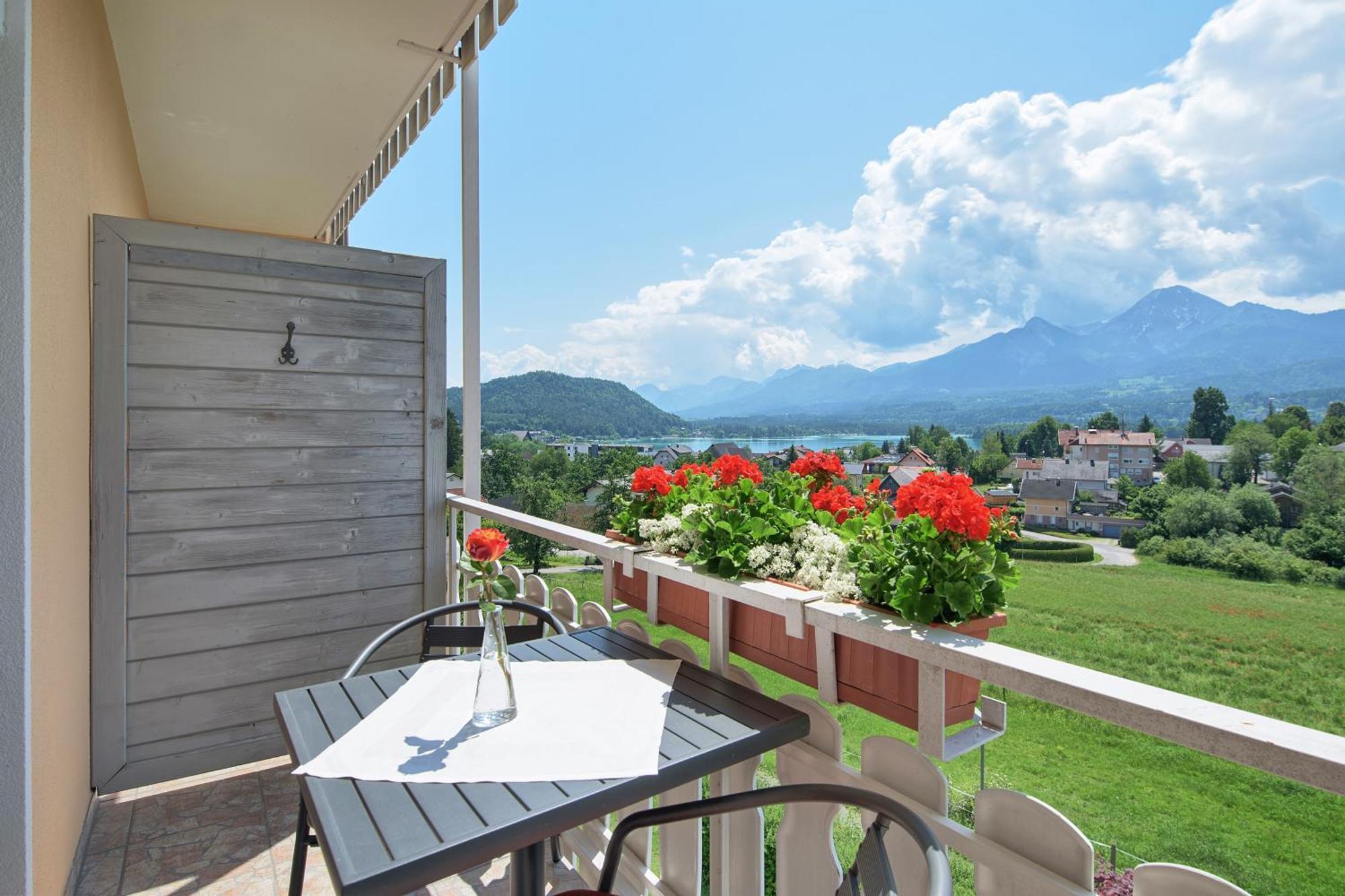 Hotel-Pension Melcher Drobollach am Faakersee Bagian luar foto