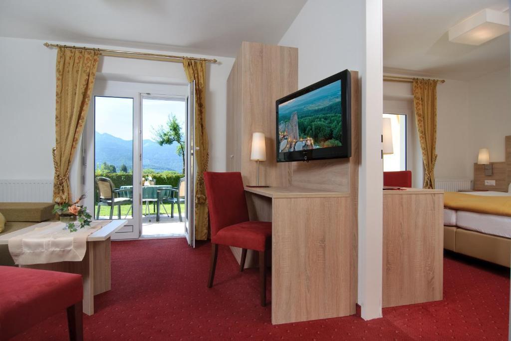 Hotel-Pension Melcher Drobollach am Faakersee Ruang foto