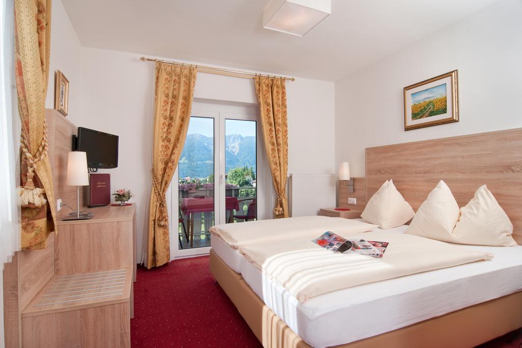 Hotel-Pension Melcher Drobollach am Faakersee Bagian luar foto