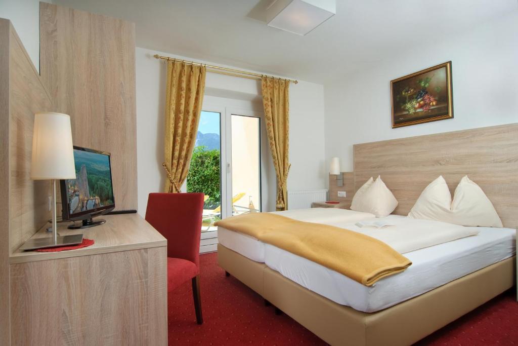 Hotel-Pension Melcher Drobollach am Faakersee Bagian luar foto