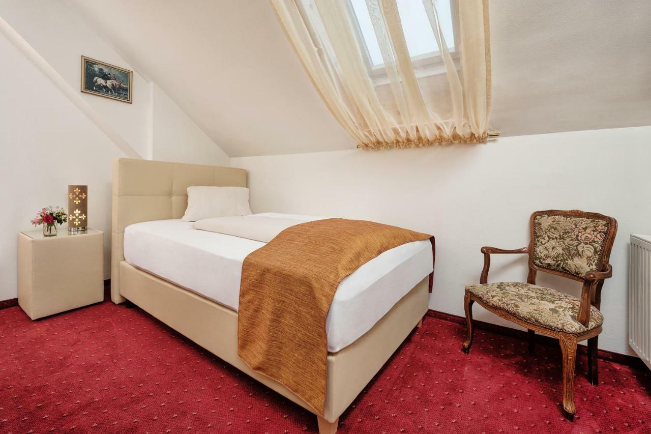 Hotel-Pension Melcher Drobollach am Faakersee Bagian luar foto